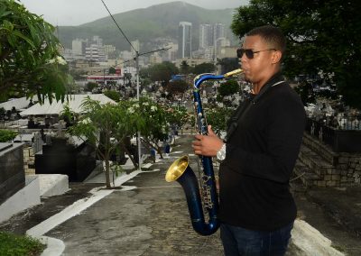 Cemitérios de Nova Iguaçu se preparam para receber visitantes no Dia de Finados