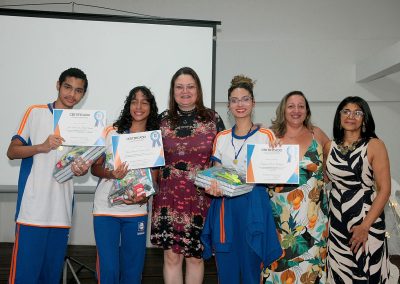 Ano letivo em Nova Iguaçu é encerrado com homenagens às escolas e alunos