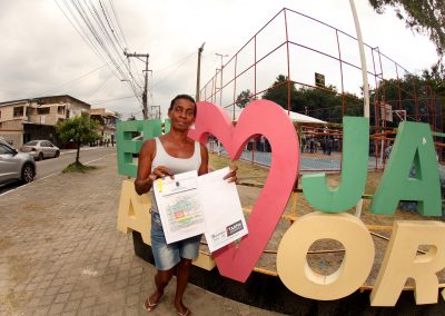 Famílias do Conjunto Habitacional Josefa Roberto Ferreira recebem títulos de residência