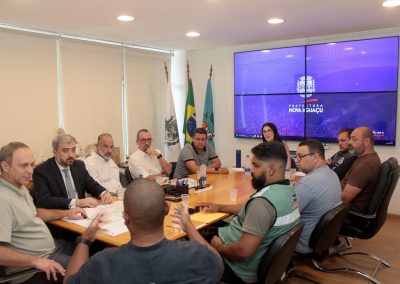 Dudu Reina discute plano de prevenção às chuvas com secretários