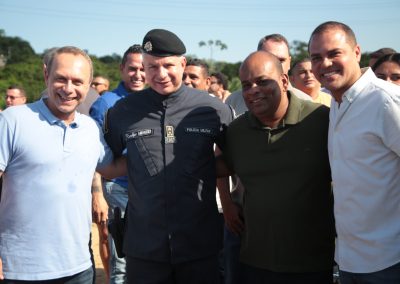 Prefeito Dudu Reina e autoridades da Polícia Militar visitam local onde será o Batalhão de Nova Iguaçu