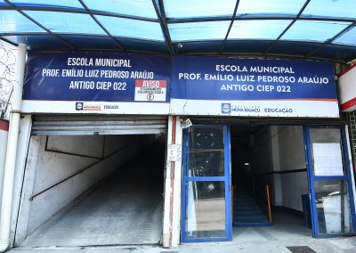 Nova Iguaçu inaugura primeiro polo semipresencial para Educação de Jovens e Adultos