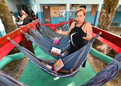 Escola municipal de Nova Iguaçu inaugura redário e envolve famílias em Feira Literária