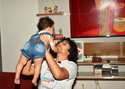 Serviço Família Acolhedora transforma vidas em Nova Iguaçu