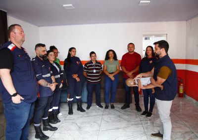 Nova Iguaçu capacita equipes do SAMU com nova técnica de desengasgo infantil