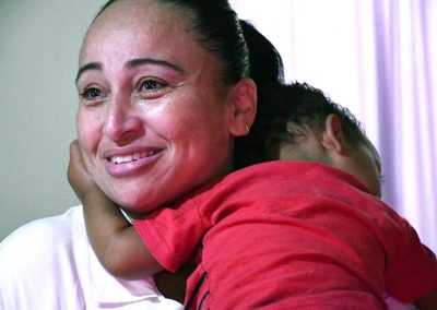 Moradora de Nova Iguaçu transforma luto em acolhimento para crianças afastadas de suas famílias