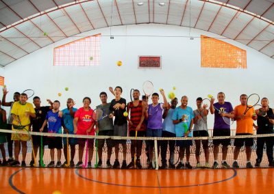 Esportes da Vila Olímpica de Nova Iguaçu ajudam alunos com deficiência a ganharem autonomia