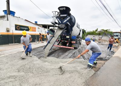 Prefeitura de Nova Iguaçu pavimenta rua em Santa Rita e cria novo acesso à Estrada de Adrianópolis