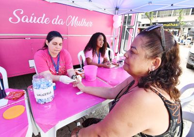 Prefeitura de Nova Iguaçu amplia ações do Outubro Rosa com serviços de saúde, assistência e cuidado às mulheres