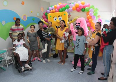 Festa do Dia das Crianças leva alegria à pediatria do Hospital Geral de Nova Iguaçu